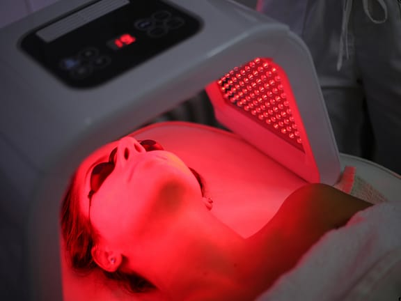 LED Light Therapy hairline definition 2026 01 06t112716.086