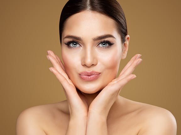 Dermal Filler hairline definition (32)